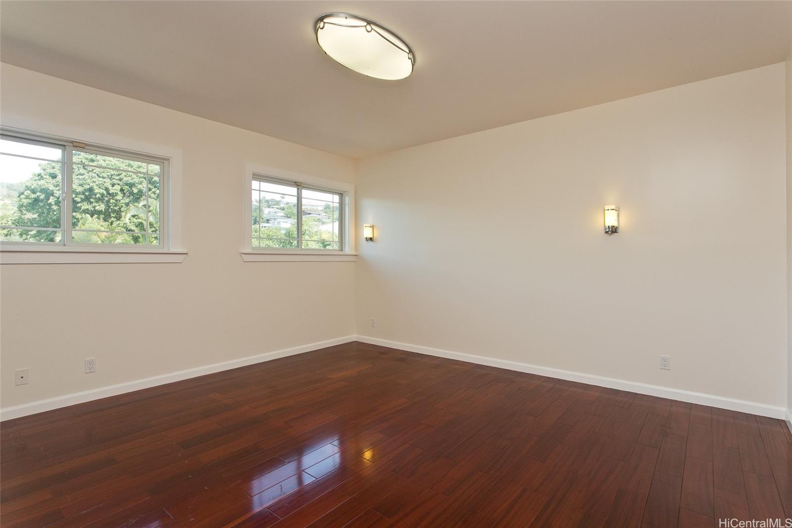 2004  Skyline Drive Kamehameha Heights, Honolulu home - photo 17 of 25