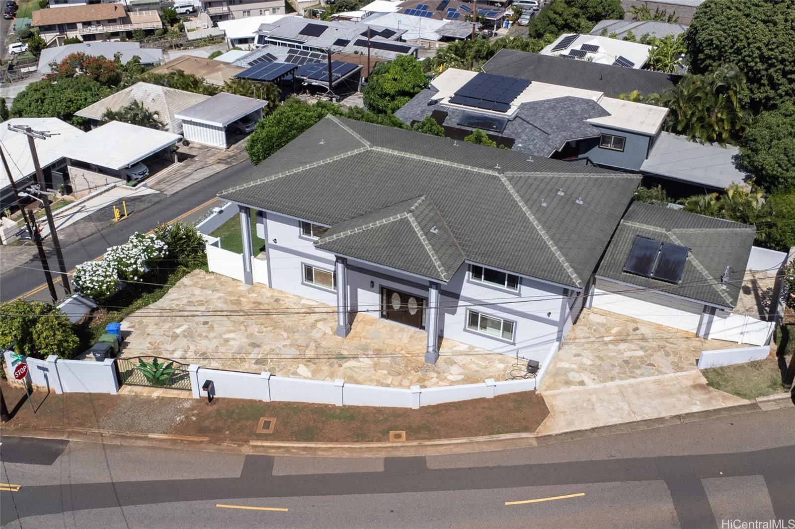2004  Skyline Drive Kamehameha Heights, Honolulu home - photo 23 of 25