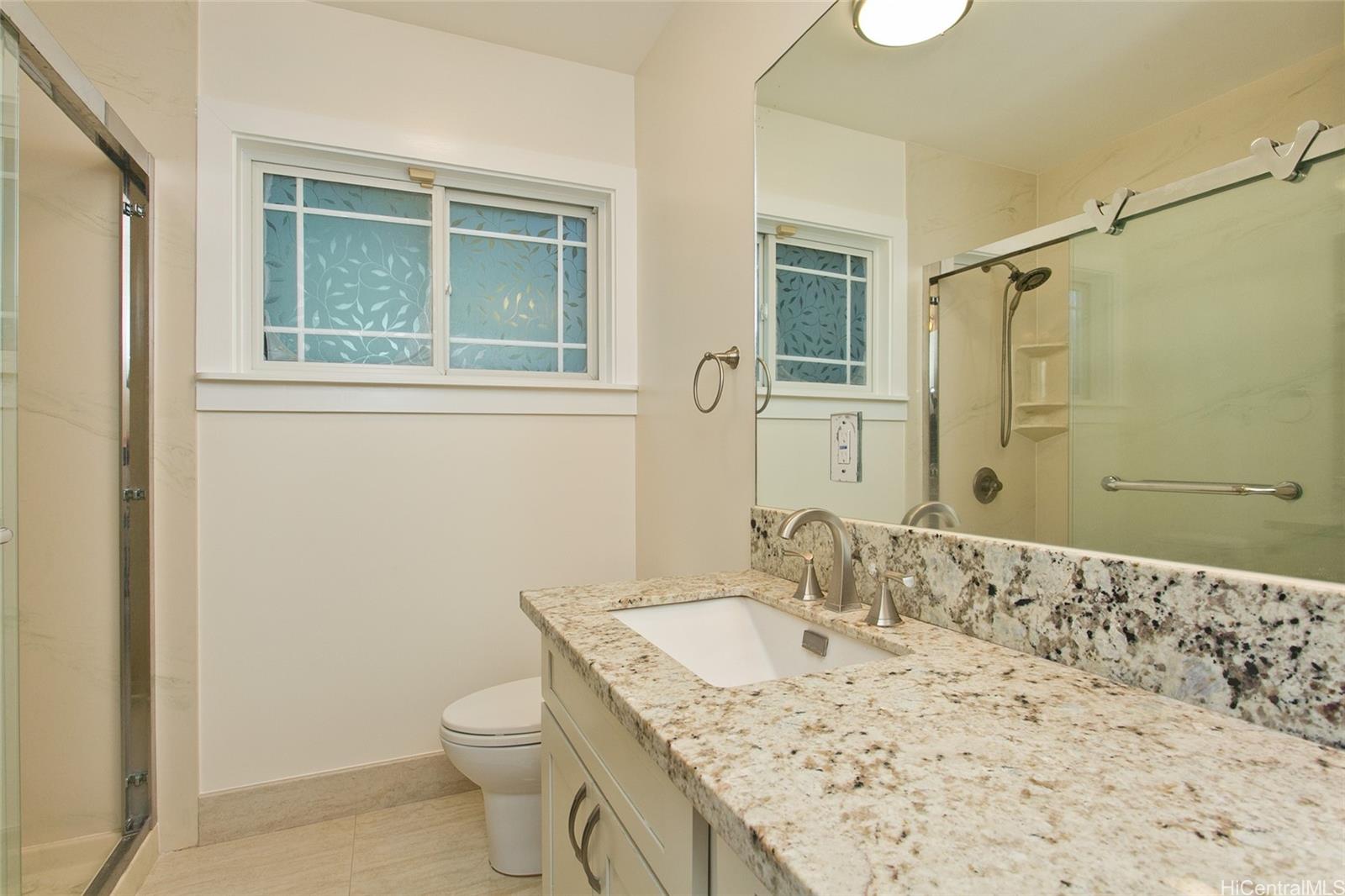 2004  Skyline Drive Kamehameha Heights, Honolulu home - photo 7 of 25