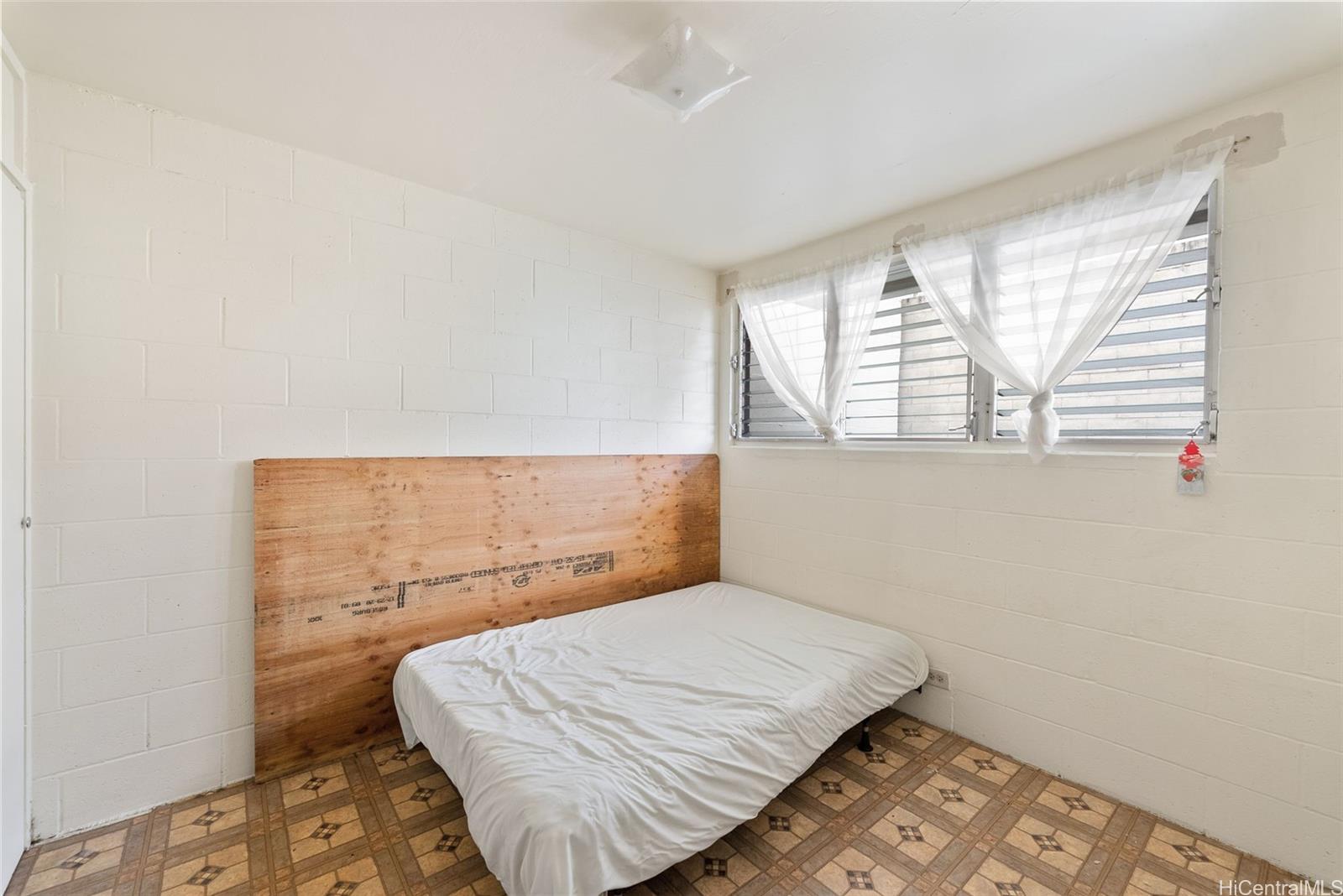 2005  Stanley Street Kapalama, Honolulu home - photo 13 of 22