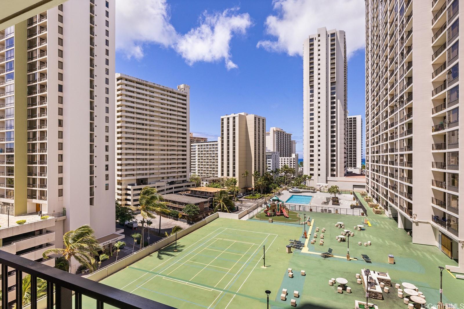 Waikiki Banyan condo # 1010-T2, Honolulu, Hawaii - photo 6 of 25