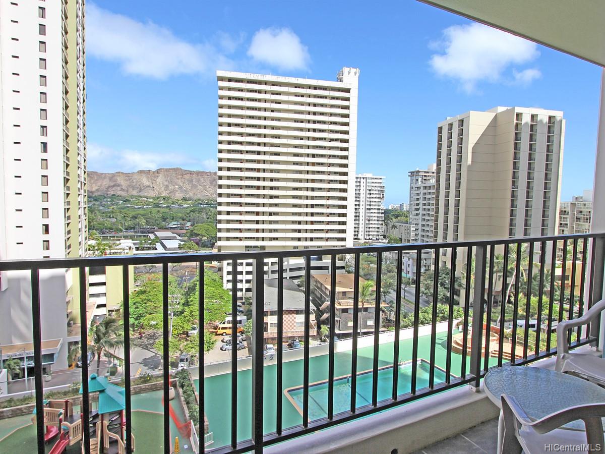 Waikiki Banyan condo # 1105-T1, Honolulu, Hawaii - photo 5 of 12