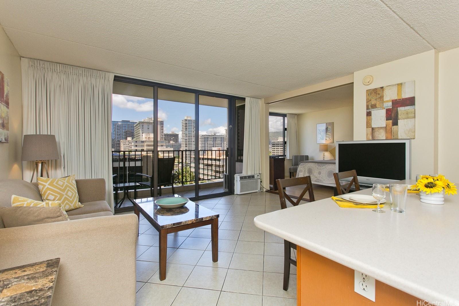 Waikiki Banyan 11206, 201 Ohua Ave, Honolulu Waikiki