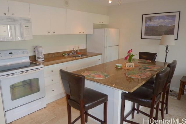 201 Ohua Ave Honolulu - Rental - photo 8 of 8