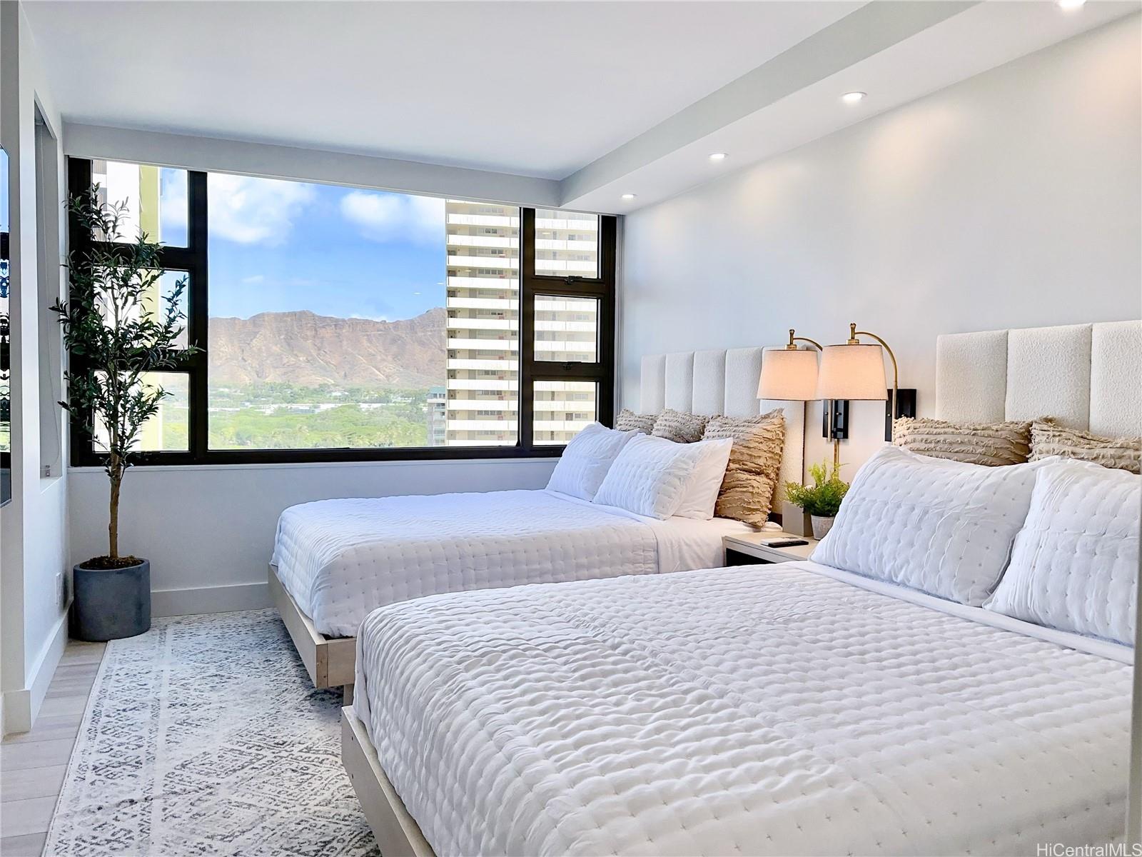 Waikiki Banyan condo # 1503, Honolulu, Hawaii - photo 13 of 16