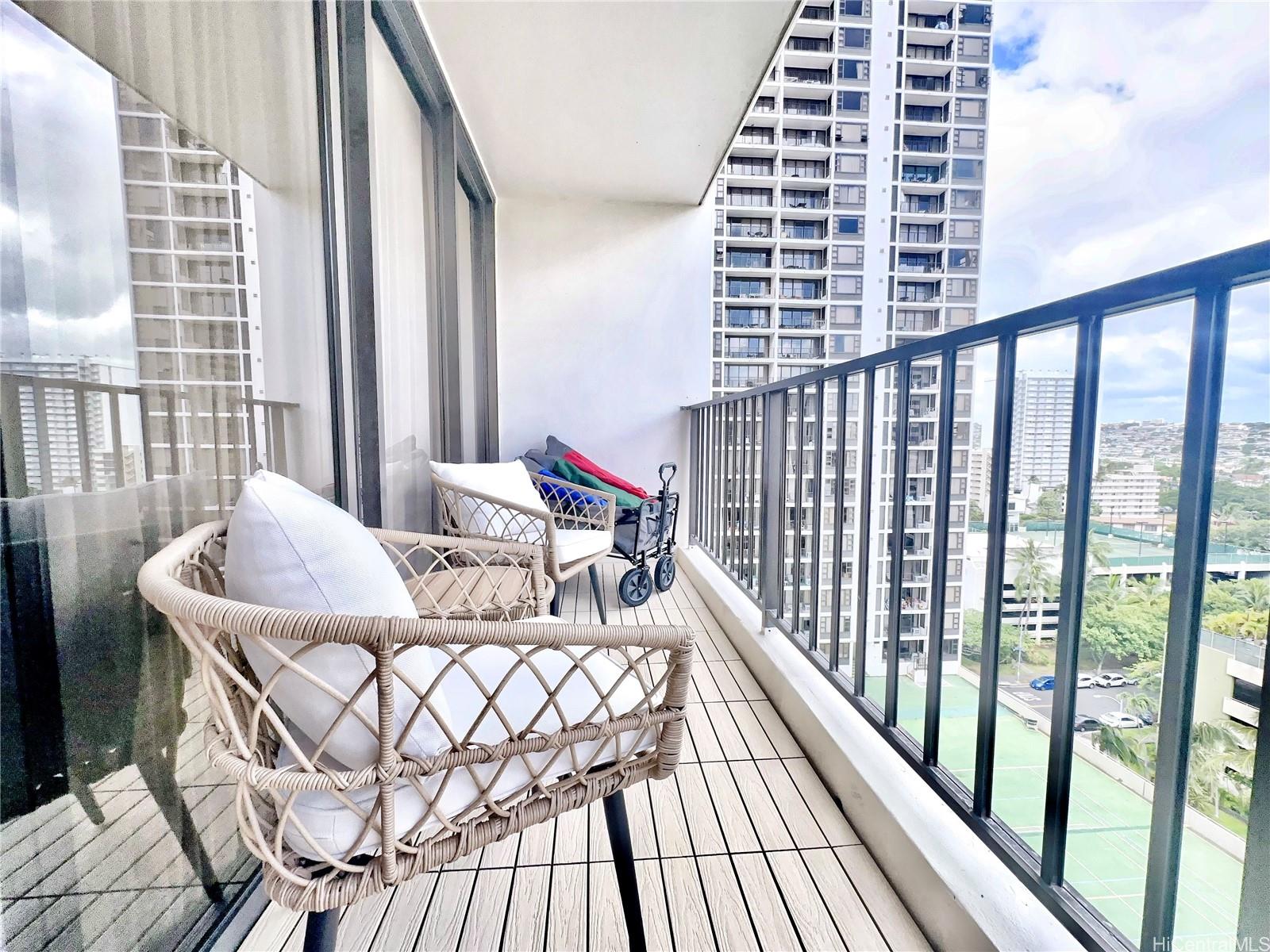 Waikiki Banyan condo # 1503, Honolulu, Hawaii - photo 16 of 16