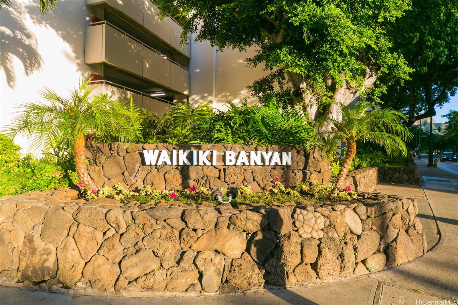 Waikiki Banyan condo # 1605-I, Honolulu, Hawaii - photo 20 of 20