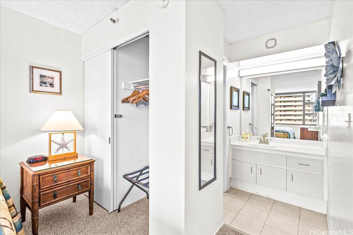 Waikiki Banyan condo # 1611-1, Honolulu, Hawaii - photo 8 of 15