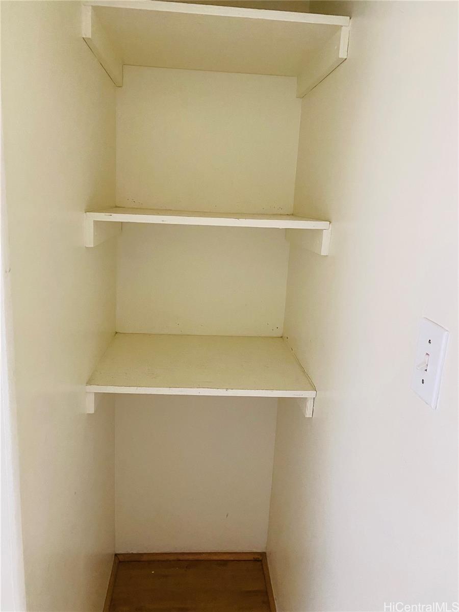 Waikiki Banyan condo # 1703-T2, Honolulu, Hawaii - photo 7 of 7