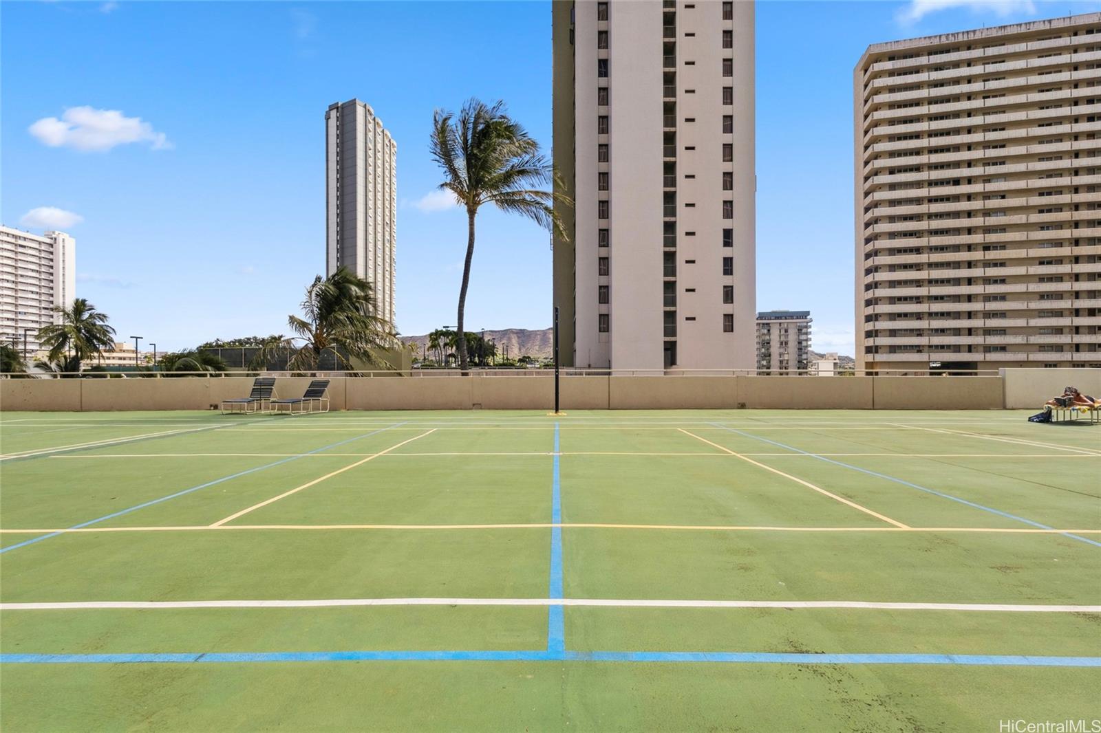 Waikiki Banyan condo # 1814 - T1, Honolulu, Hawaii - photo 17 of 22