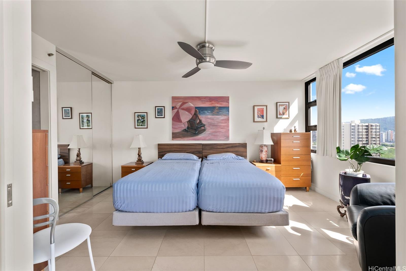 Waikiki Banyan condo # 2105, Honolulu, Hawaii - photo 11 of 21