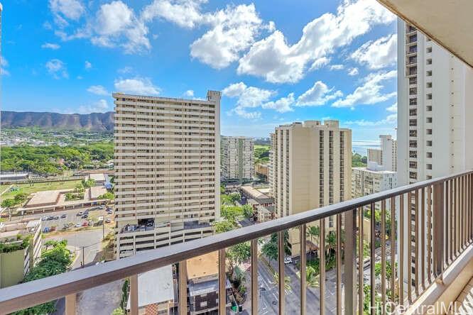 Waikiki Banyan condo # 2109 T-1 (NUC), Honolulu, Hawaii - photo 9 of 12