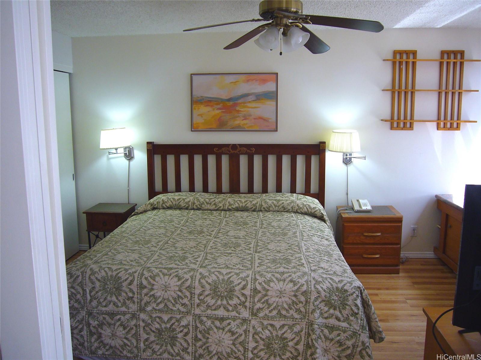 Waikiki Banyan condo # 2112 Mauka, Honolulu, Hawaii - photo 11 of 25