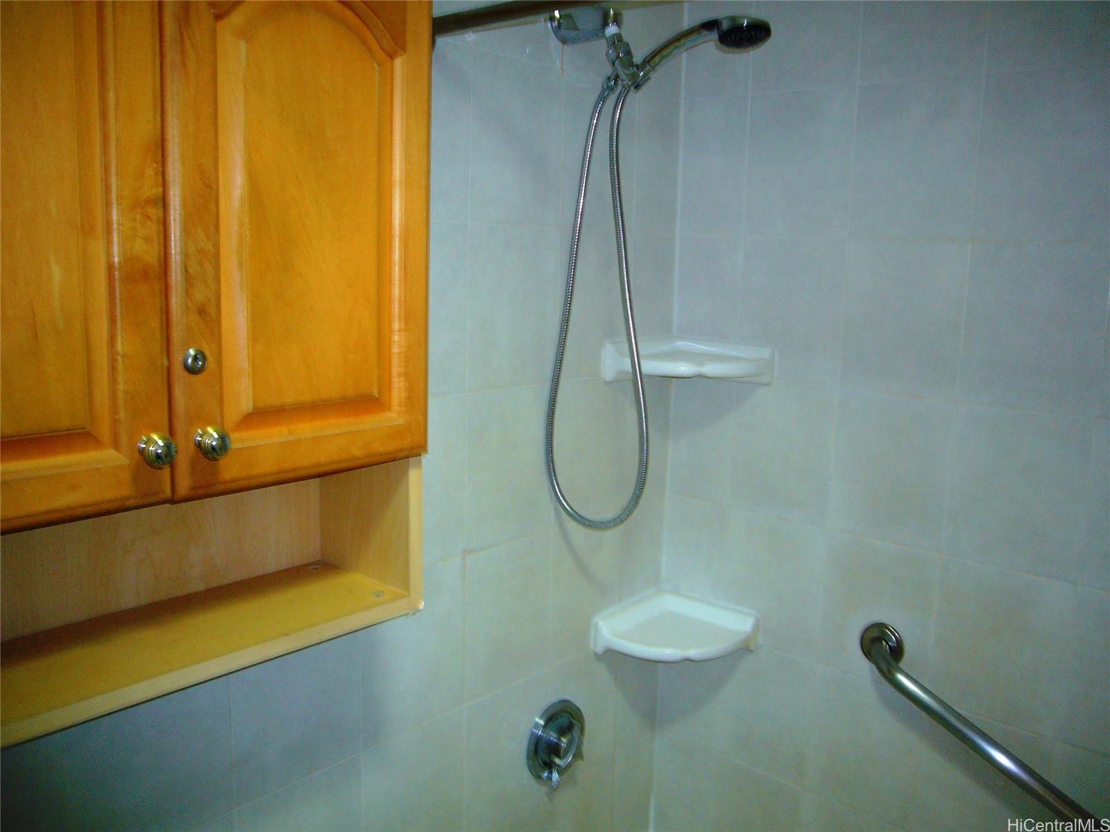 Waikiki Banyan condo # 2112 Mauka, Honolulu, Hawaii - photo 17 of 25