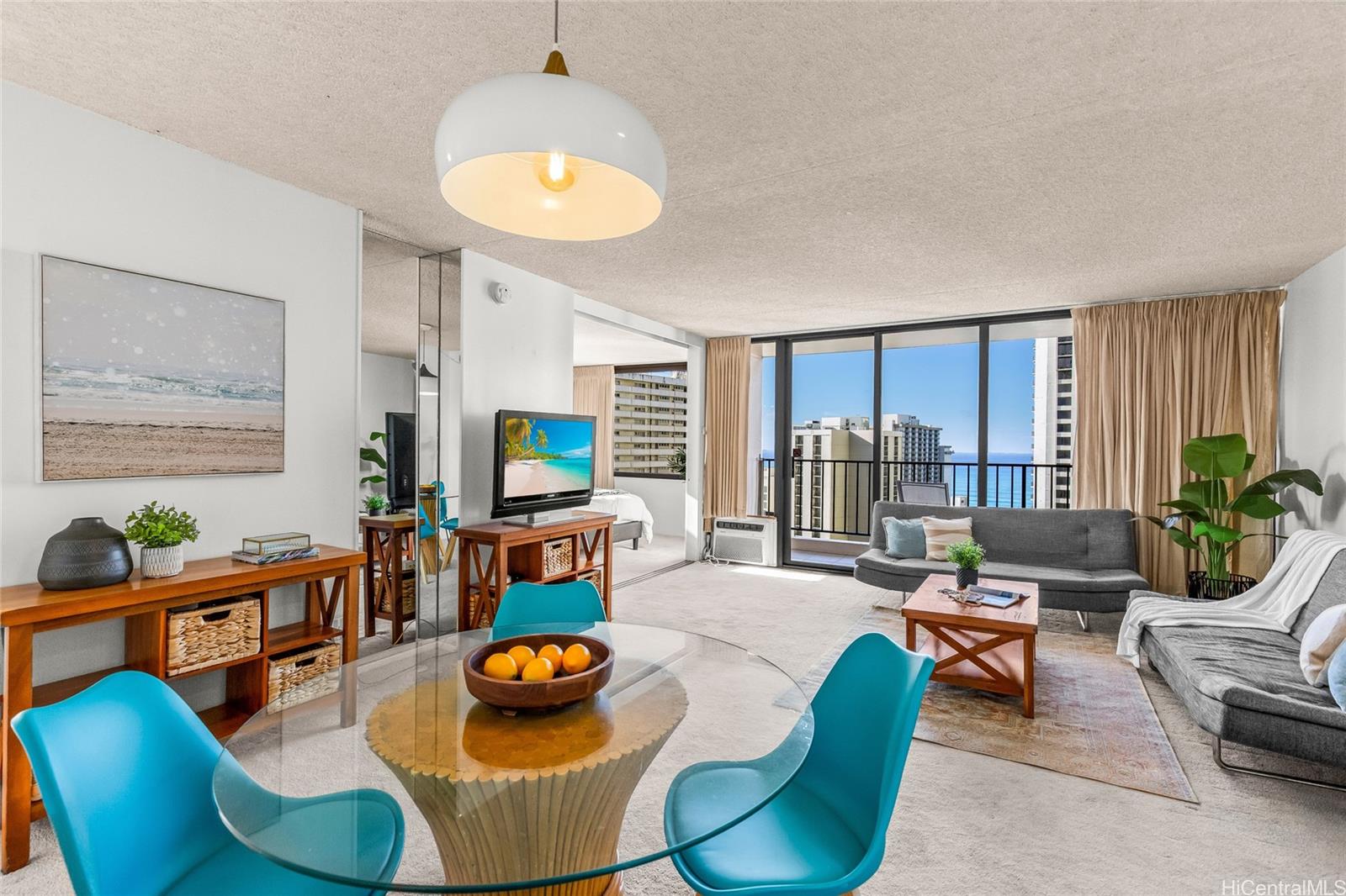 Waikiki Banyan condo # 2114-2, Honolulu, Hawaii - photo 3 of 25