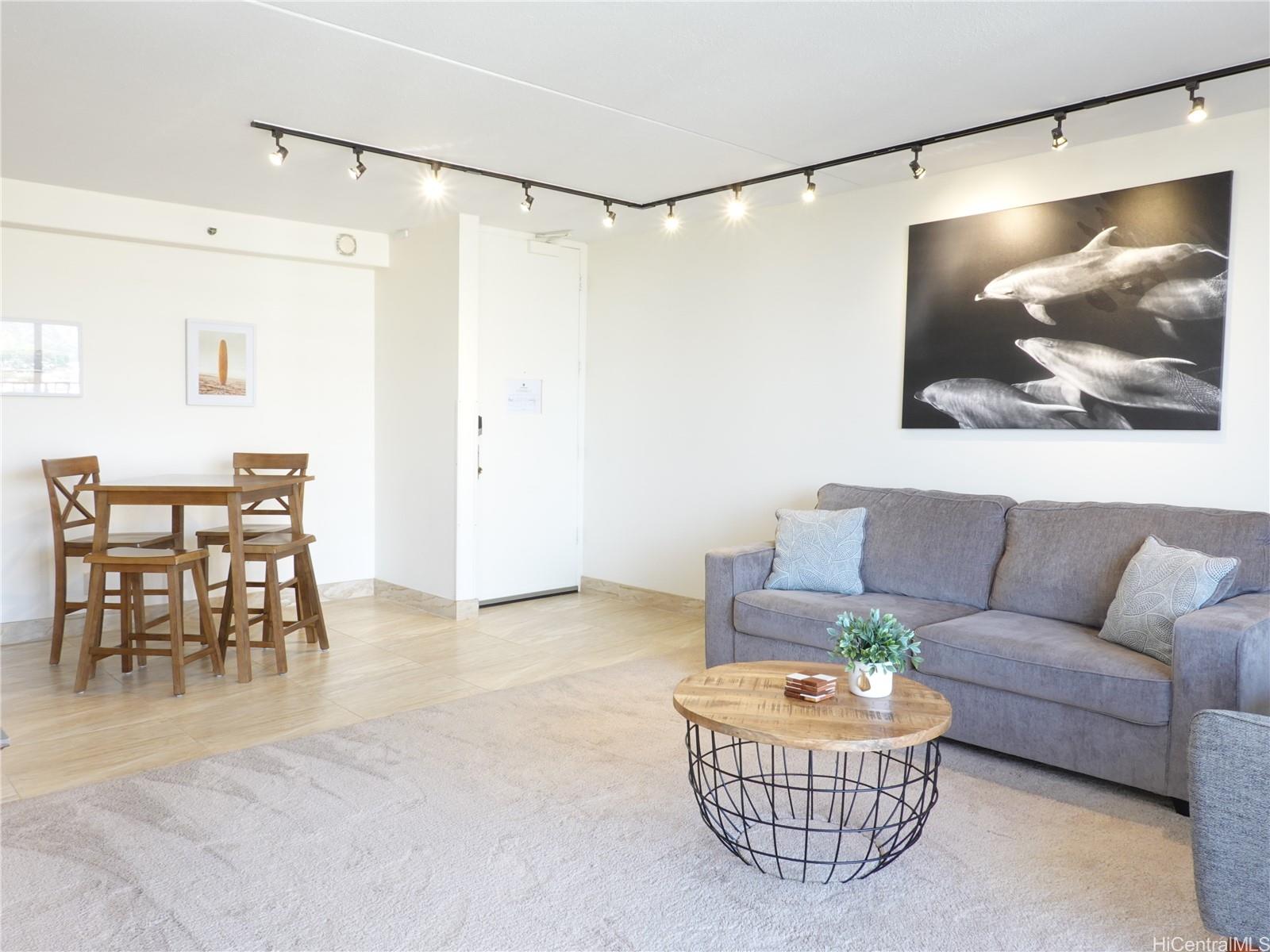 Waikiki Banyan condo # 2213 T1  Makai, Honolulu, Hawaii - photo 4 of 9