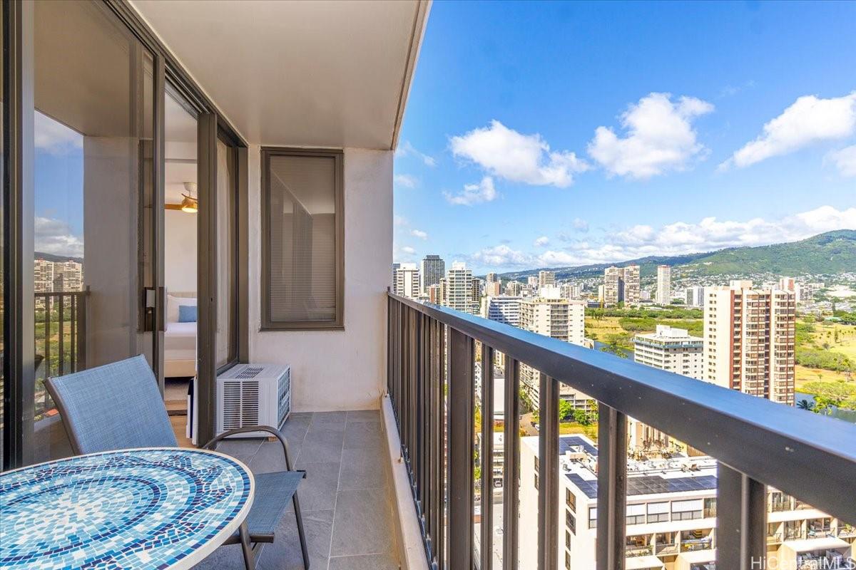 Waikiki Banyan condo # 2601, Honolulu, Hawaii - photo 11 of 25