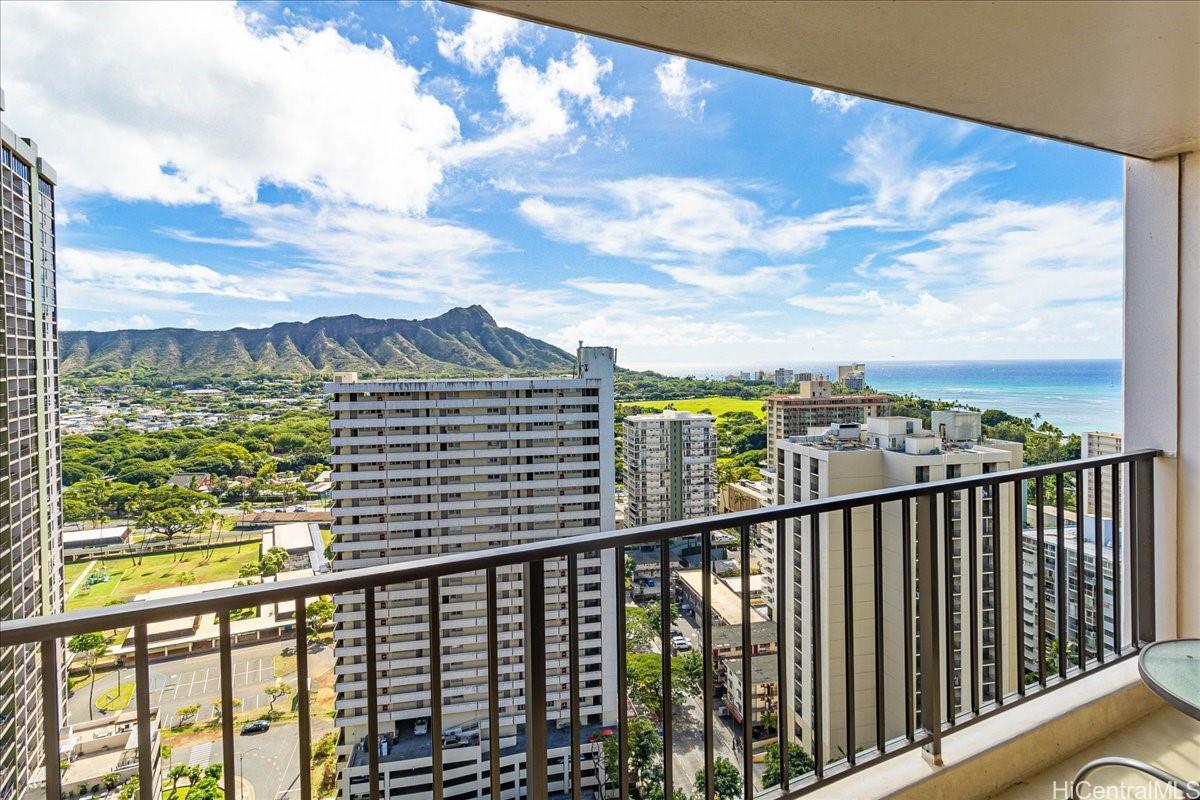 Waikiki Banyan condo # 2809, Honolulu, Hawaii - photo 14 of 24