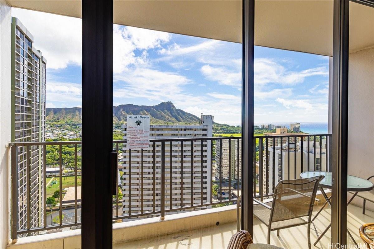 Waikiki Banyan condo # 2809, Honolulu, Hawaii - photo 10 of 24