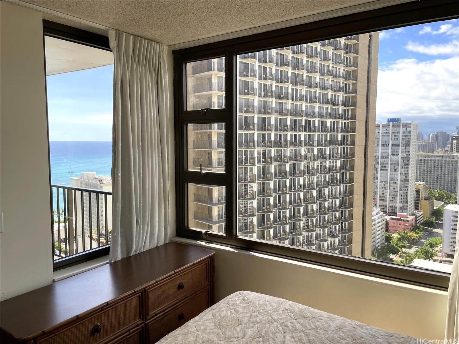 Waikiki Banyan condo # 2902-I, Honolulu, Hawaii - photo 11 of 23