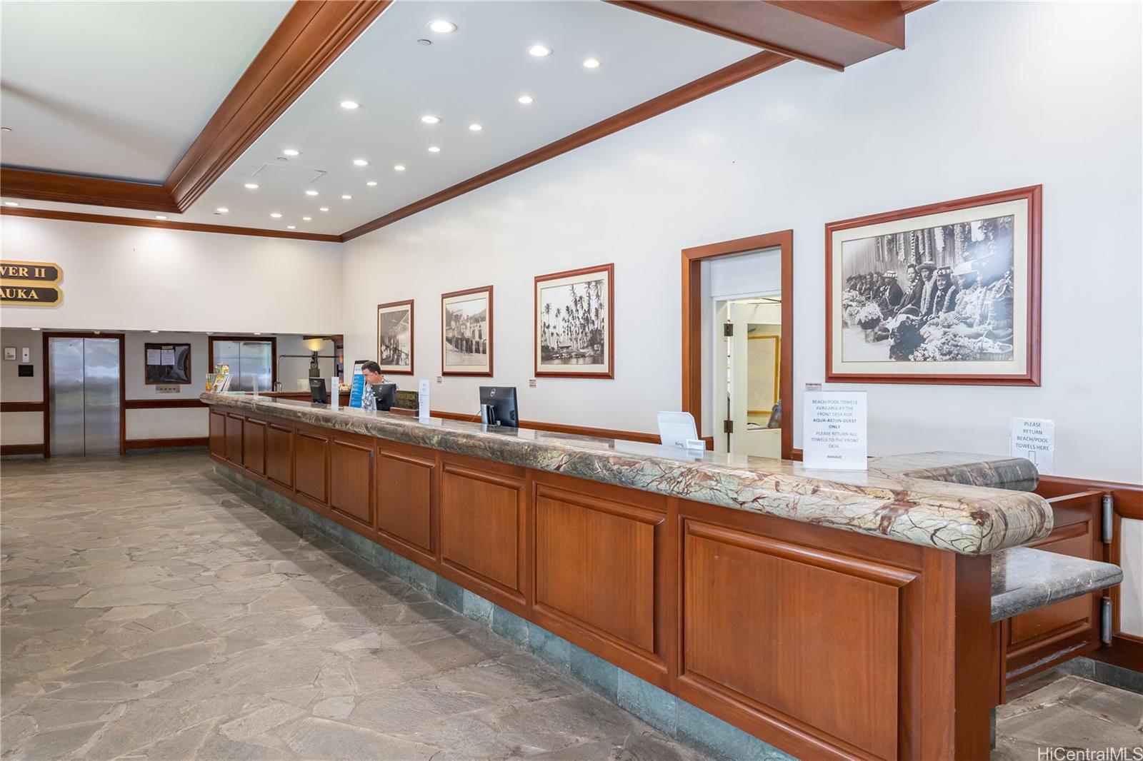 Waikiki Banyan condo # 2905 Mauka, Honolulu, Hawaii - photo 2 of 11