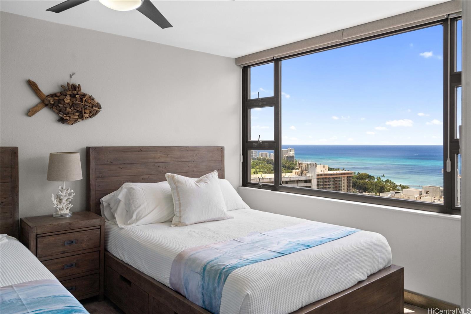 Waikiki Banyan condo # 3208 Mauka, Honolulu, Hawaii - photo 12 of 20