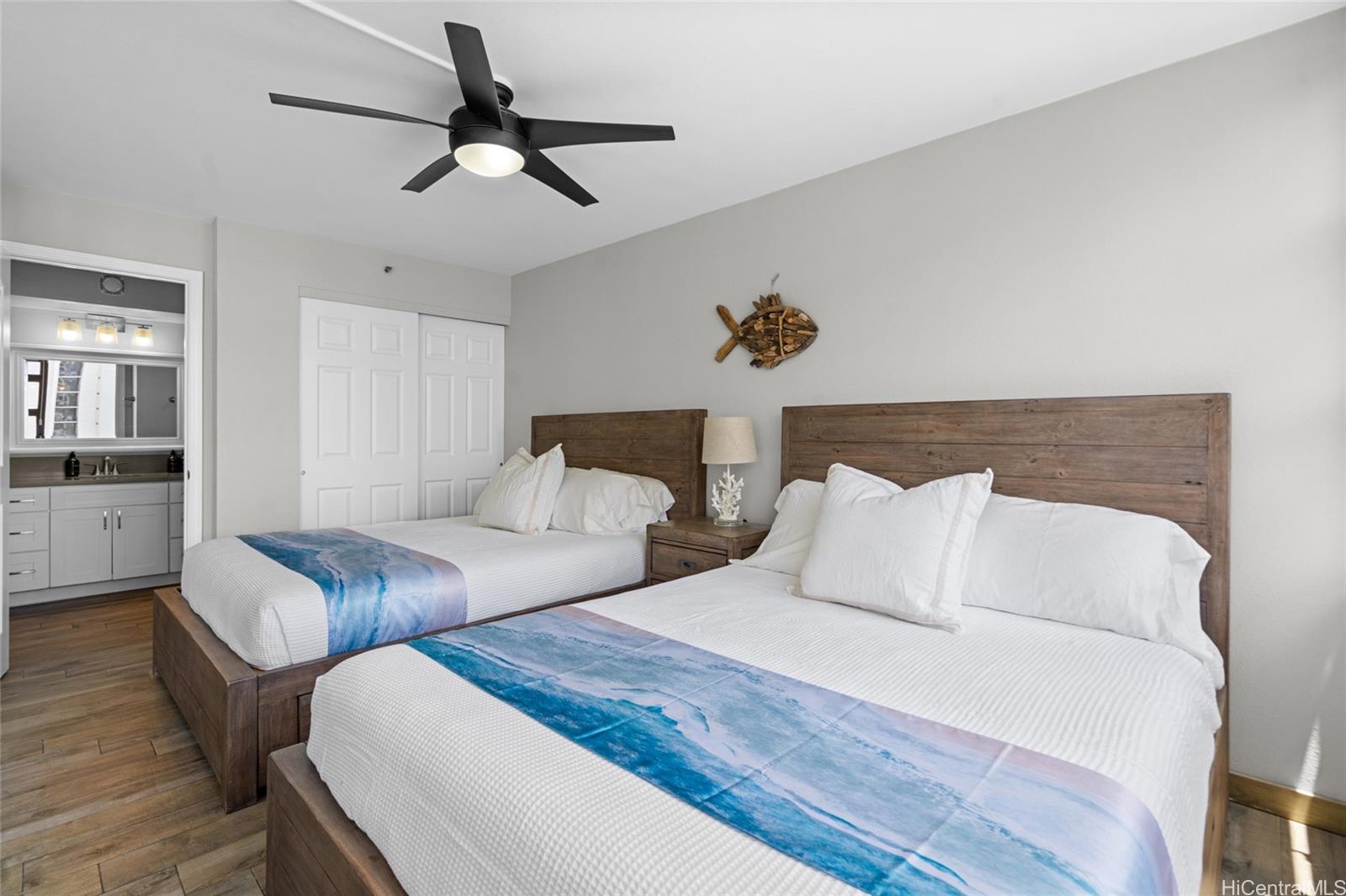 Waikiki Banyan condo # 3208 Mauka, Honolulu, Hawaii - photo 14 of 20