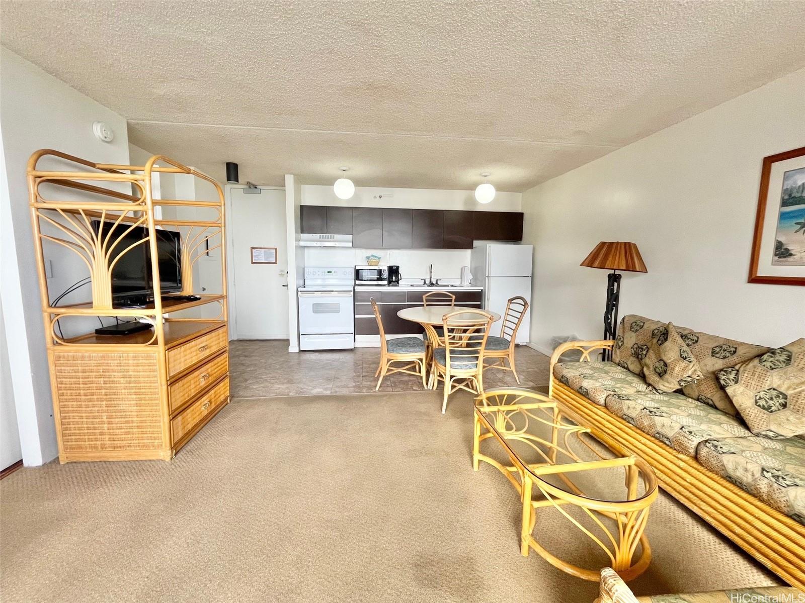 Waikiki Banyan condo # 3510, Honolulu, Hawaii - photo 5 of 15