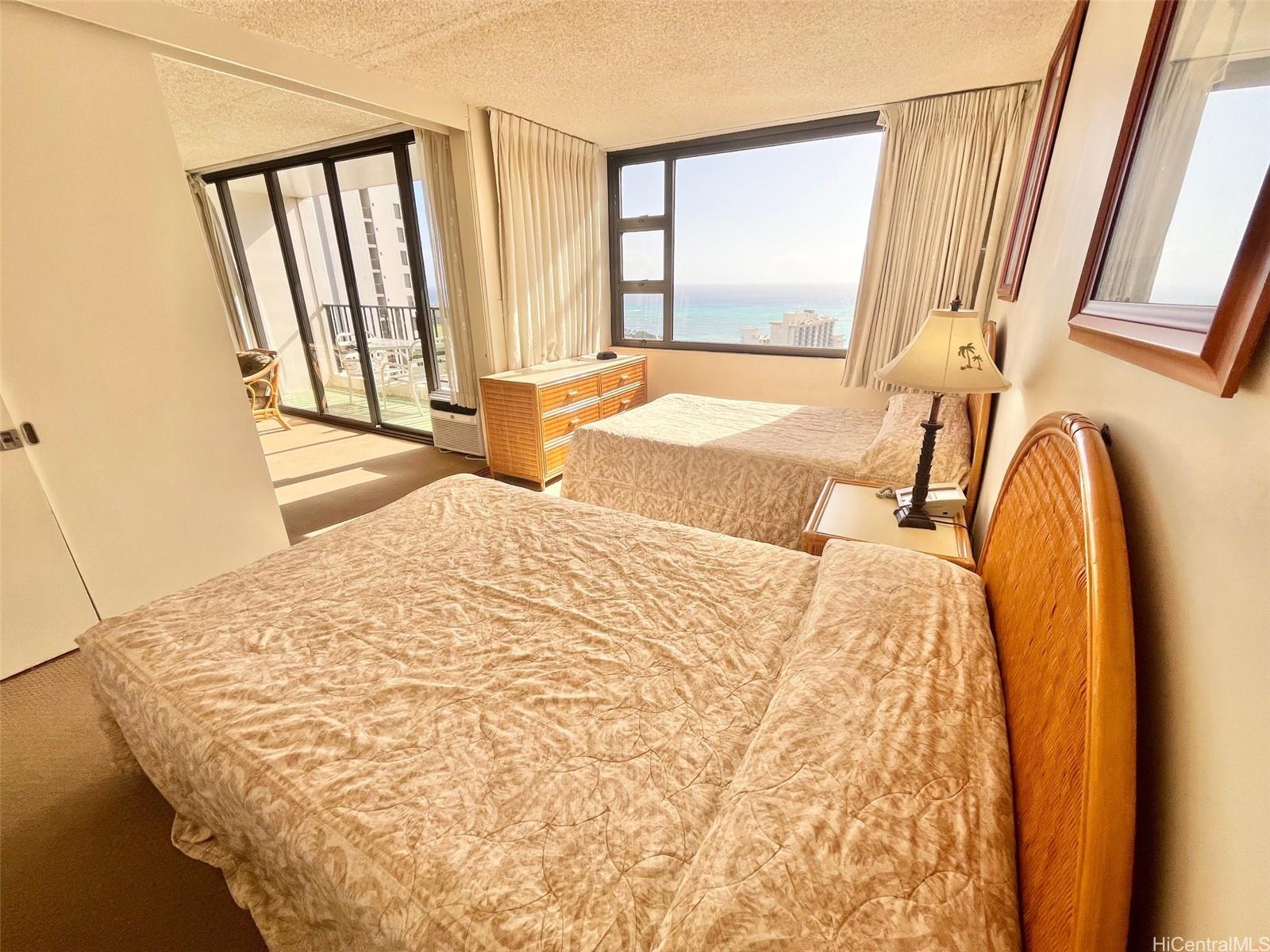 Waikiki Banyan condo # 3510, Honolulu, Hawaii - photo 7 of 15