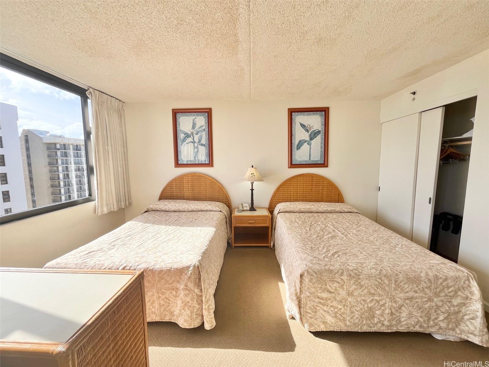 Waikiki Banyan condo # 3510, Honolulu, Hawaii - photo 8 of 15