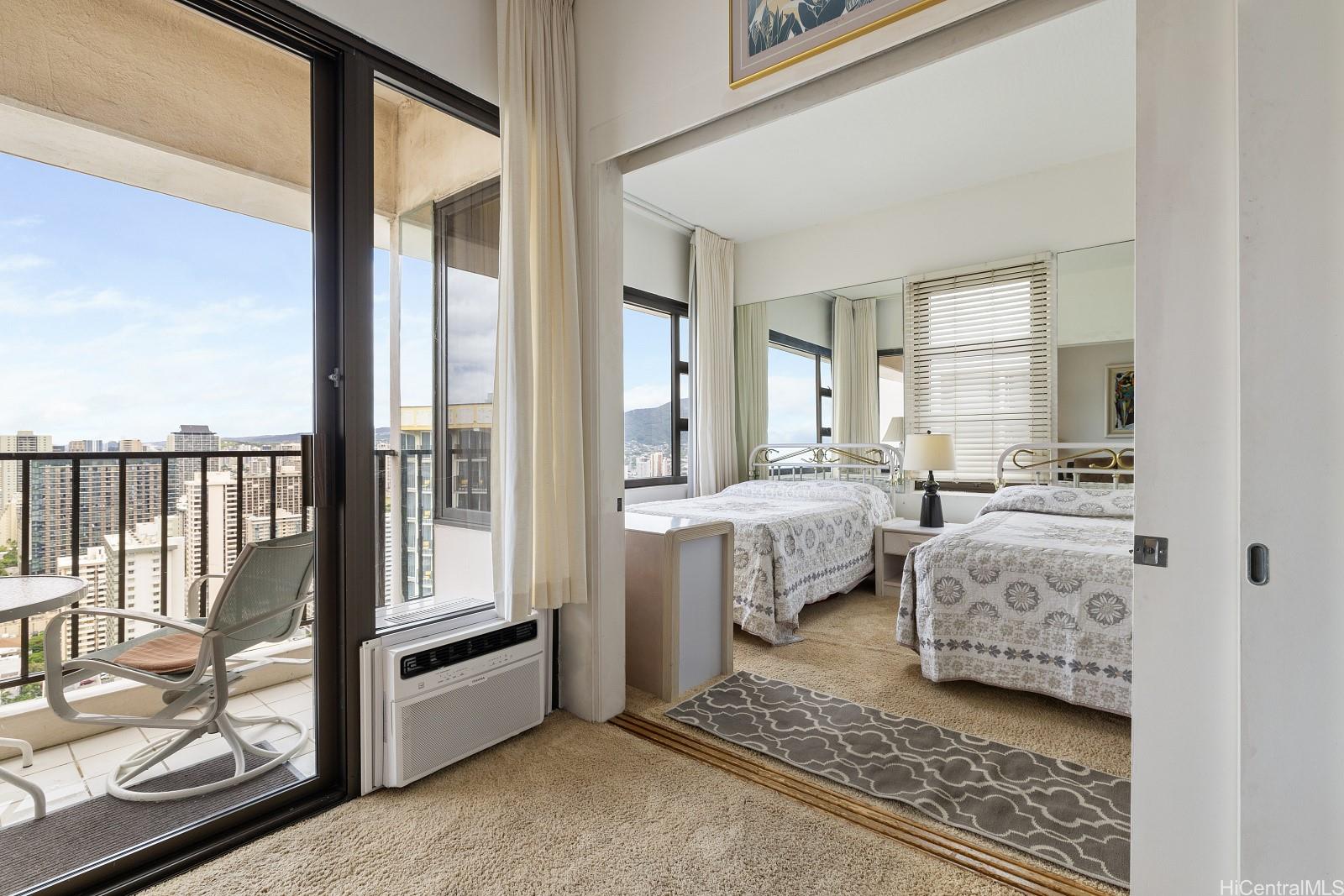 Waikiki Banyan condo # 3702-1 (Penthouse), Honolulu, Hawaii - photo 13 of 17