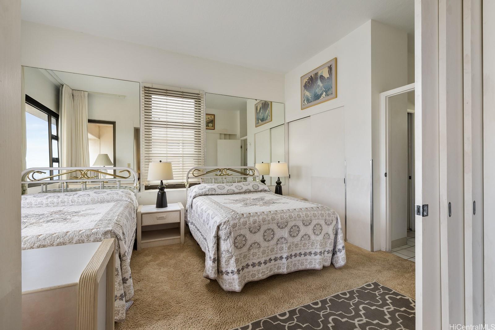 Waikiki Banyan condo # 3702-1 (Penthouse), Honolulu, Hawaii - photo 14 of 17