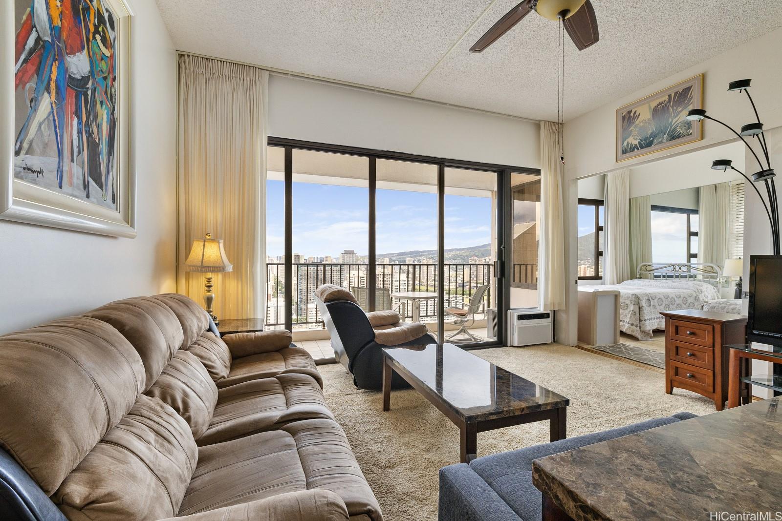 Waikiki Banyan condo # 3702-1 (Penthouse), Honolulu, Hawaii - photo 5 of 17