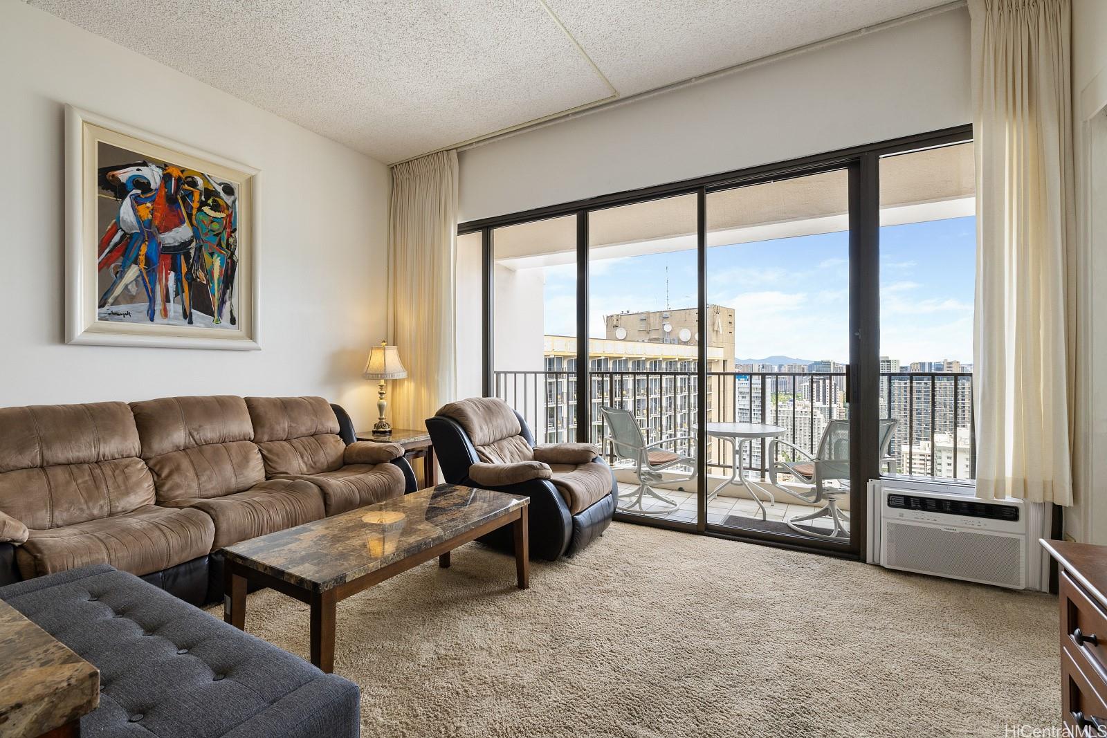 Waikiki Banyan condo # 3702-1 (Penthouse), Honolulu, Hawaii - photo 7 of 17