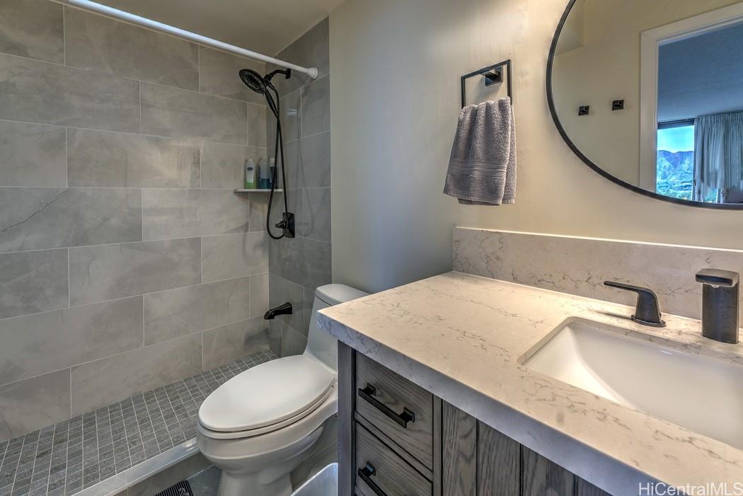 Waikiki Banyan condo # 803, Honolulu, Hawaii - photo 20 of 23