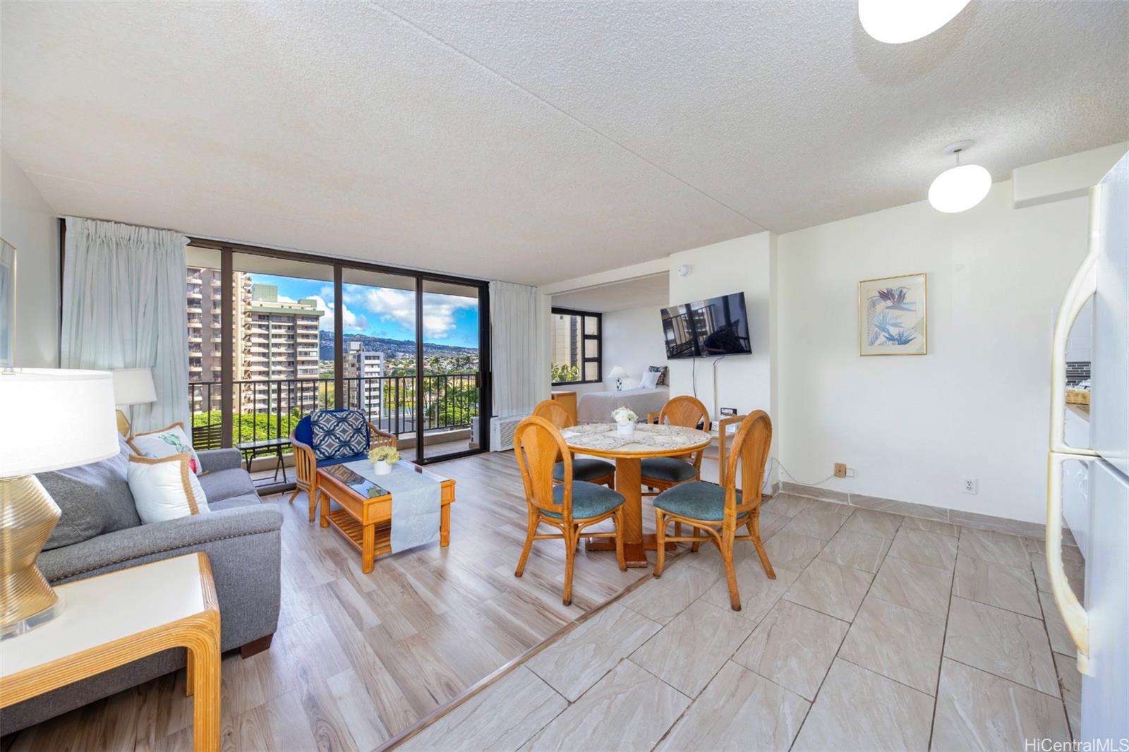 Waikiki Banyan condo # 903-Mauka, Honolulu, Hawaii - photo 9 of 23