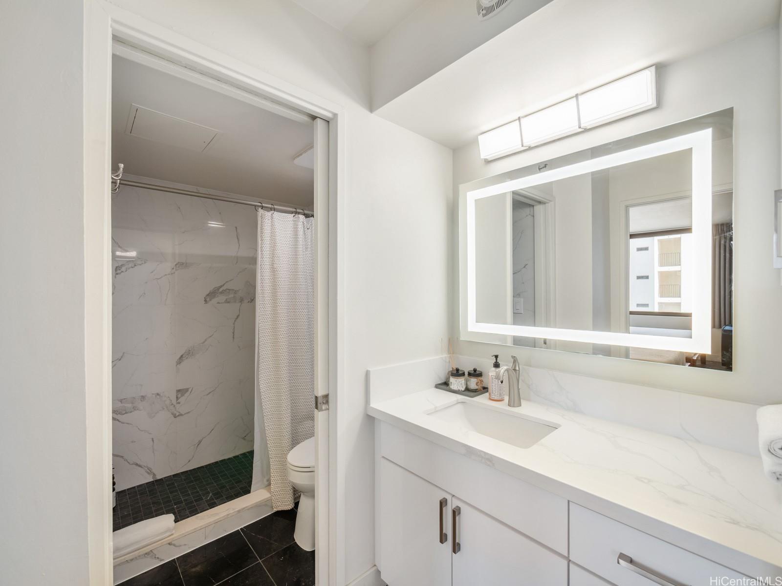 Waikiki Banyan condo # 906, Honolulu, Hawaii - photo 19 of 25