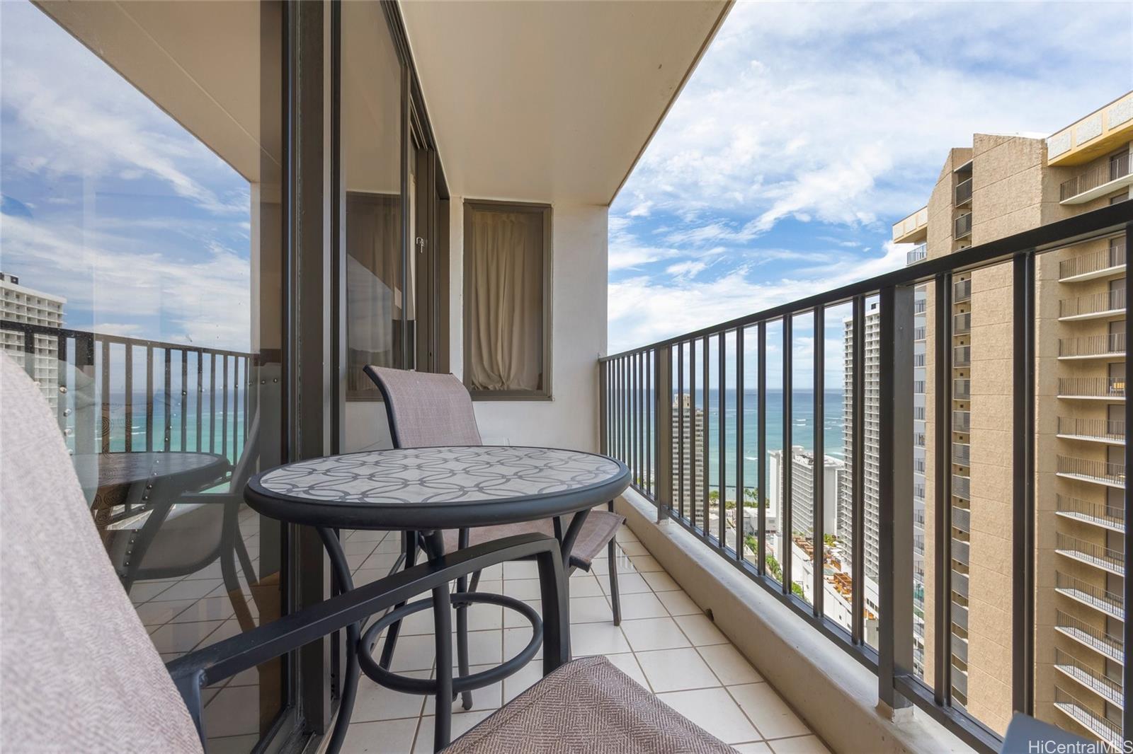 Waikiki Banyan condo # I-3204, Honolulu, Hawaii - photo 6 of 19