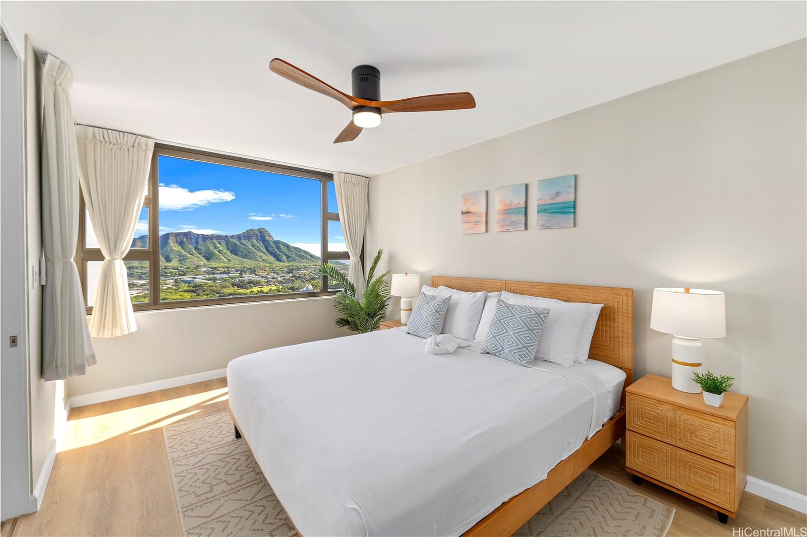 Waikiki Banyan condo # I-3303, Honolulu, Hawaii - photo 15 of 24