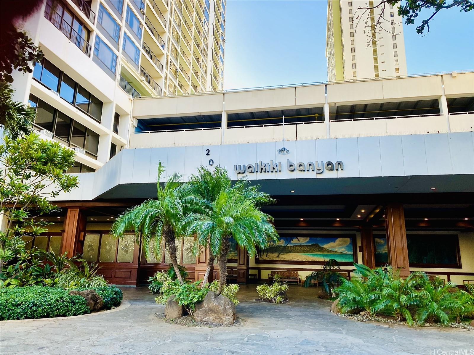 Waikiki Banyan condo # Makai 1513, Honolulu, Hawaii - photo 2 of 5