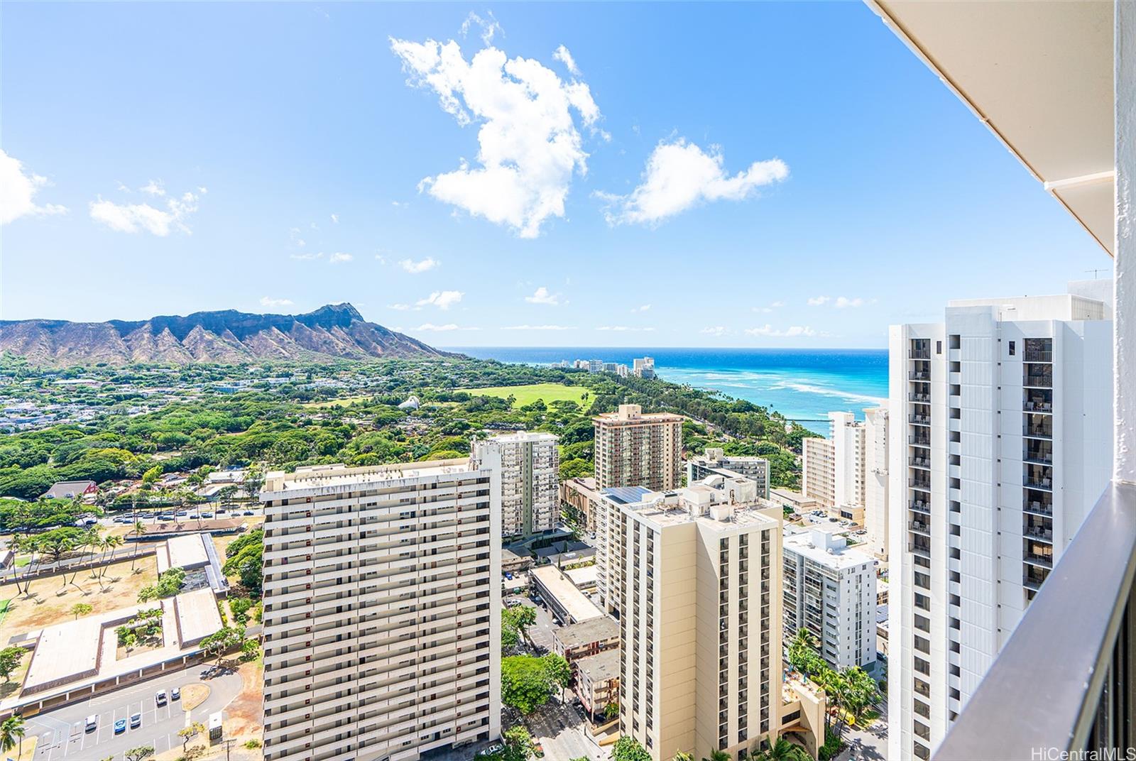 Waikiki Banyan condo # Makai 3707, Honolulu, Hawaii - photo 23 of 24