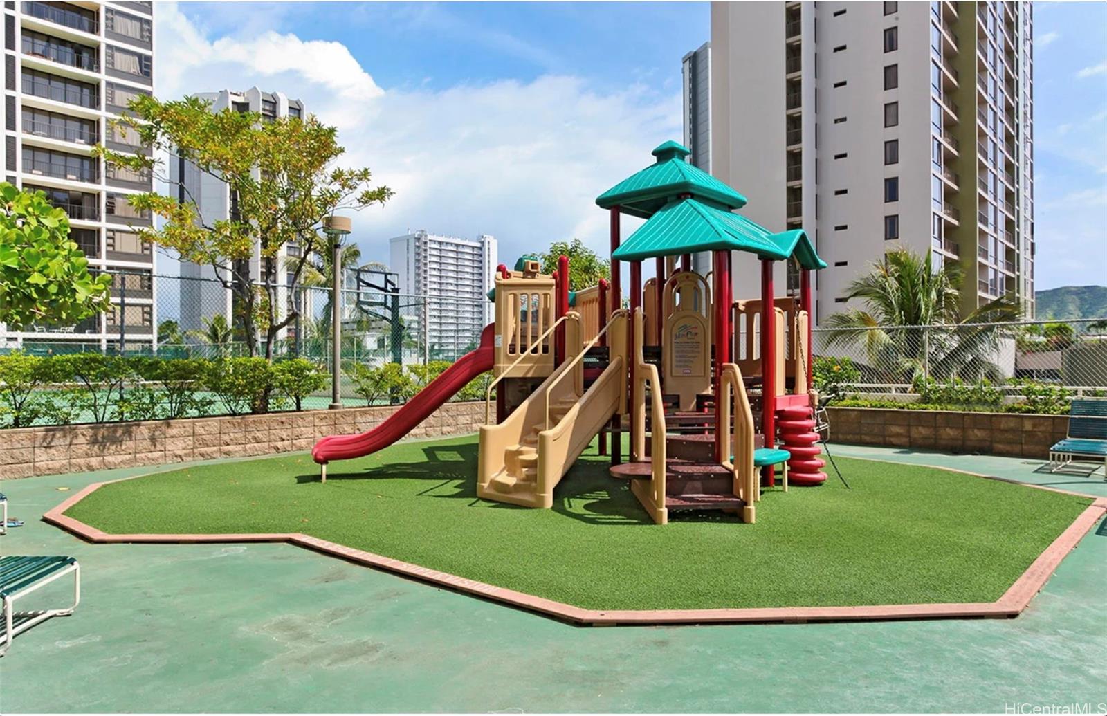 Waikiki Banyan condo # T1-1010, Honolulu, Hawaii - photo 24 of 25