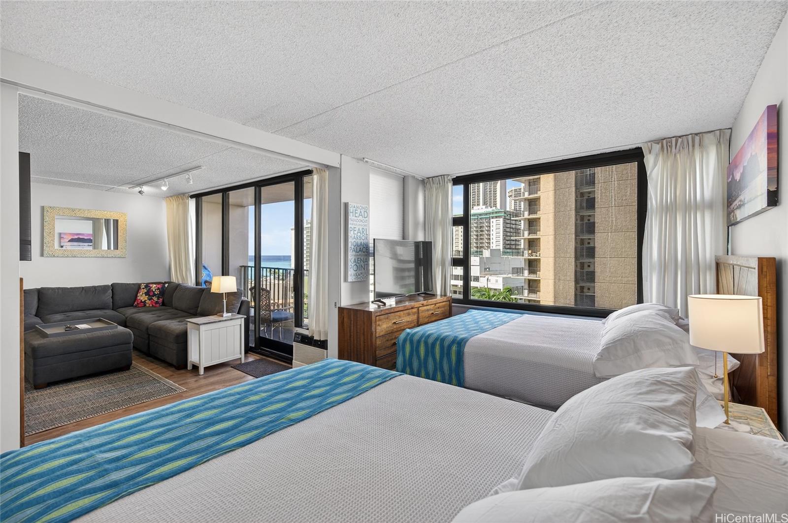 Waikiki Banyan condo # T1-1010, Honolulu, Hawaii - photo 5 of 25