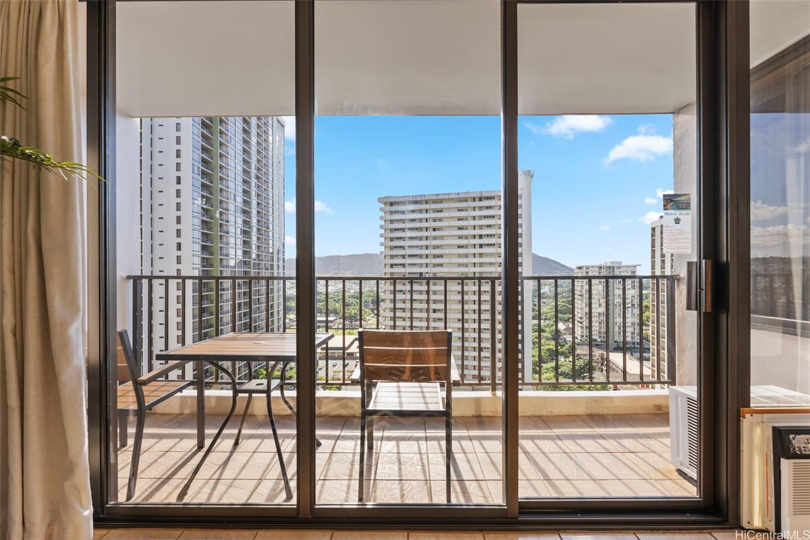 Waikiki Banyan condo # T1-1813, Honolulu, Hawaii - photo 14 of 25