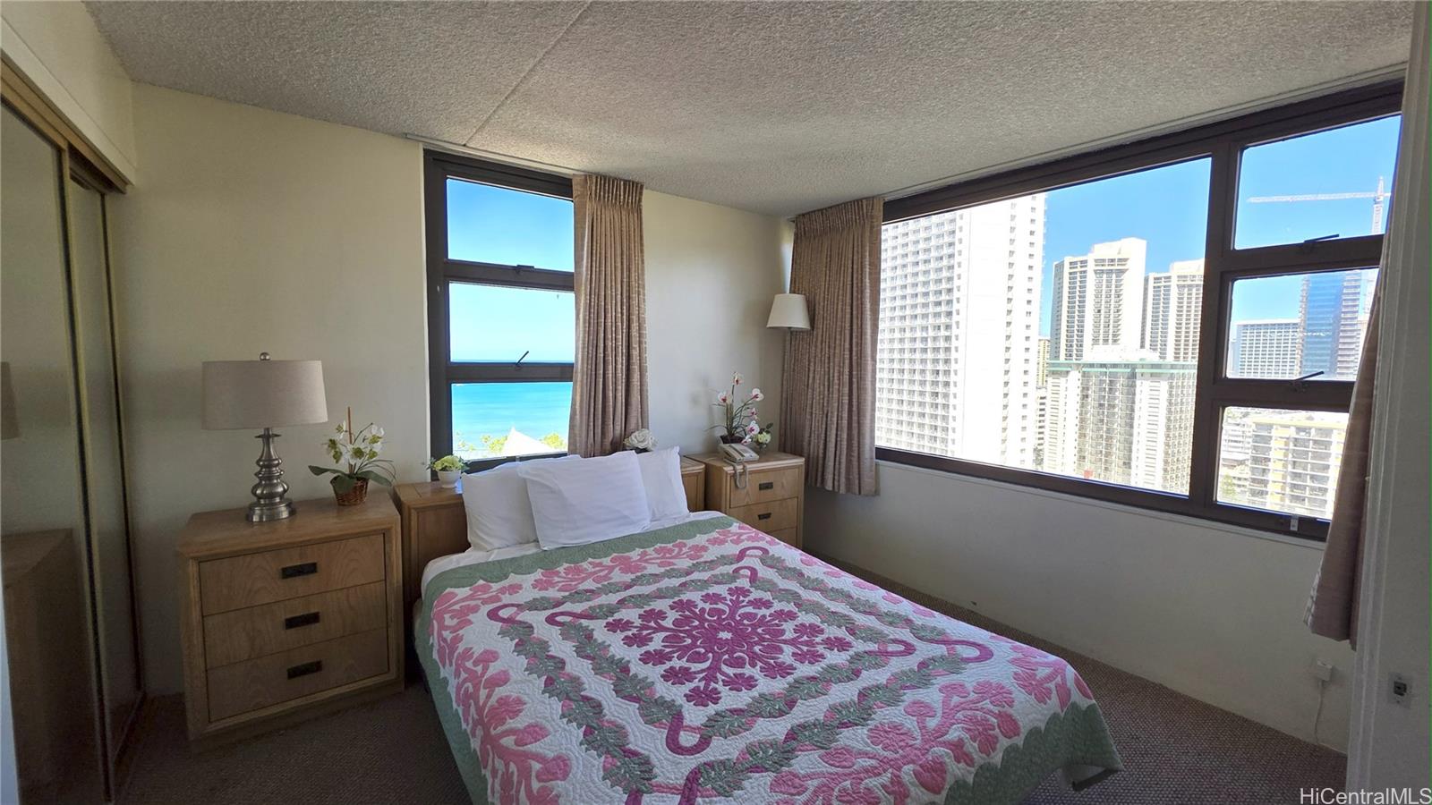 Waikiki Banyan condo # T1-2114, Honolulu, Hawaii - photo 2 of 15