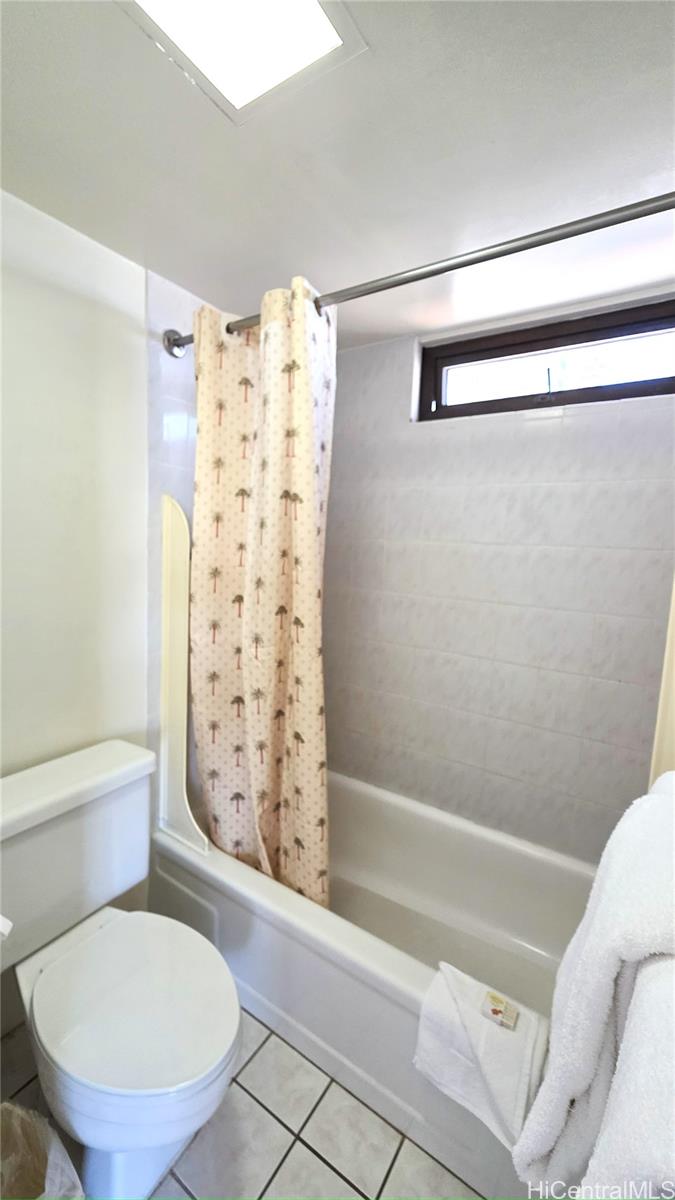 Waikiki Banyan condo # T1-2114, Honolulu, Hawaii - photo 11 of 15