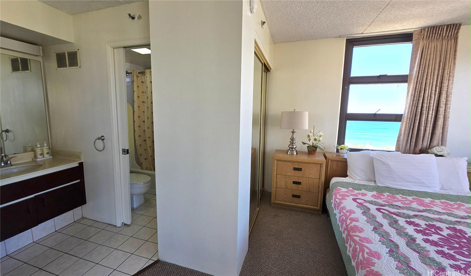 Waikiki Banyan condo # T1-2114, Honolulu, Hawaii - photo 12 of 15