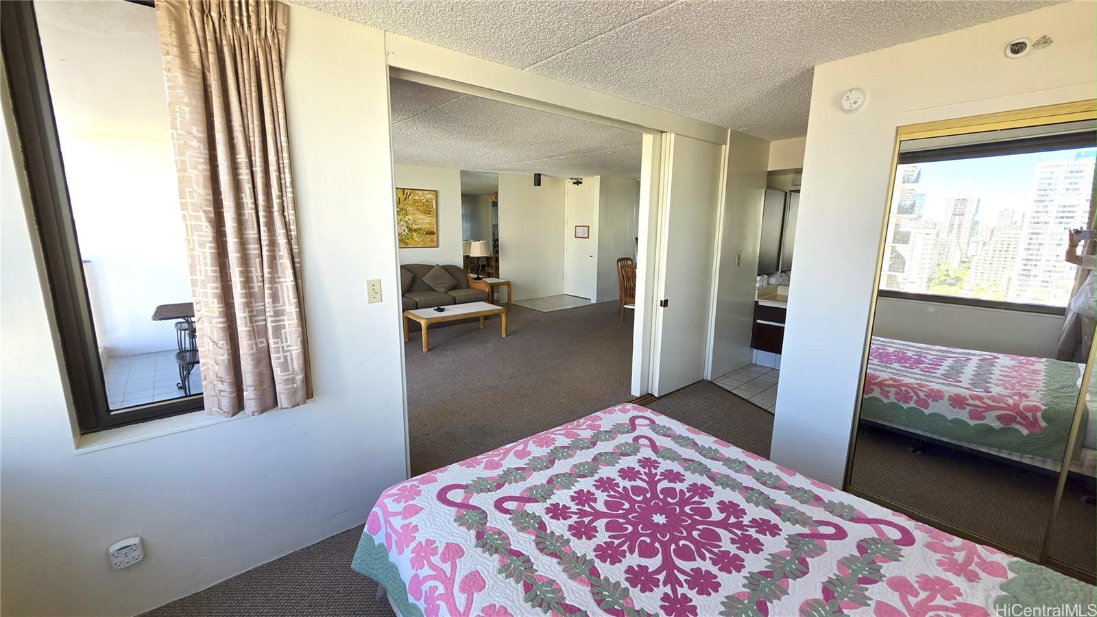 Waikiki Banyan condo # T1-2114, Honolulu, Hawaii - photo 13 of 15