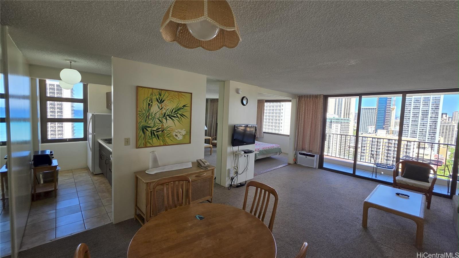 Waikiki Banyan condo # T1-2114, Honolulu, Hawaii - photo 3 of 15