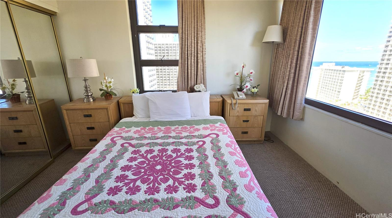 Waikiki Banyan condo # T1-2114, Honolulu, Hawaii - photo 7 of 15